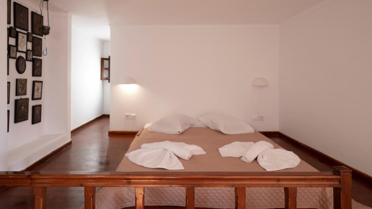 Ivi Beach Front Villa, Leros Vromolithos Buitenkant foto